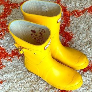 Yellow Hunter Wellies
